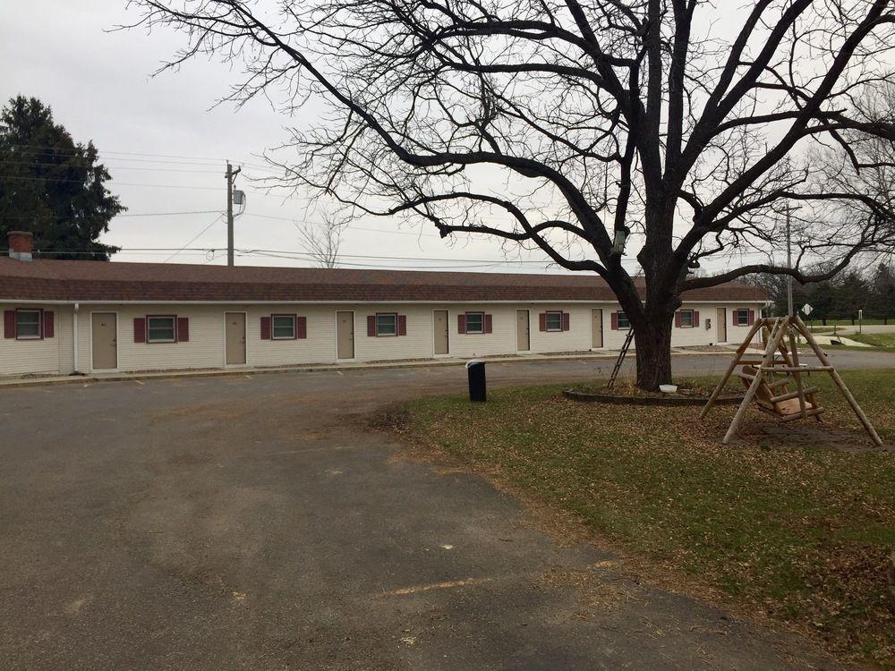 White Valley Motel 2*